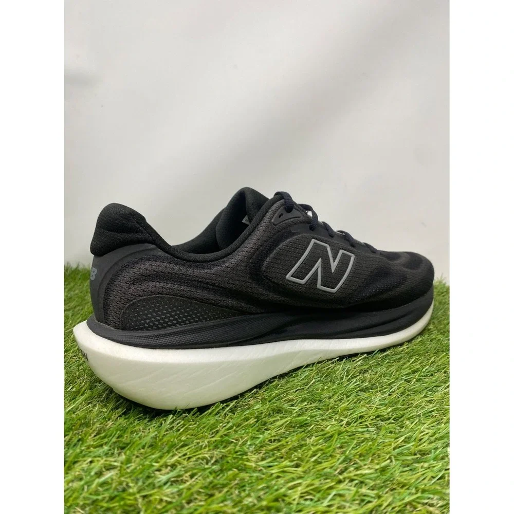 New Balance Fresh Foam X 1080 Mens 12 Black White Sneakers Running Shoes Comfort